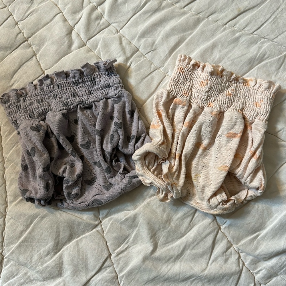 Bundle of 2 Kate Quinn Bummies